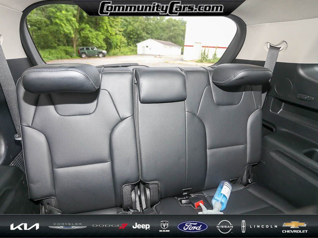Used 2022 Kia Telluride EX image 24