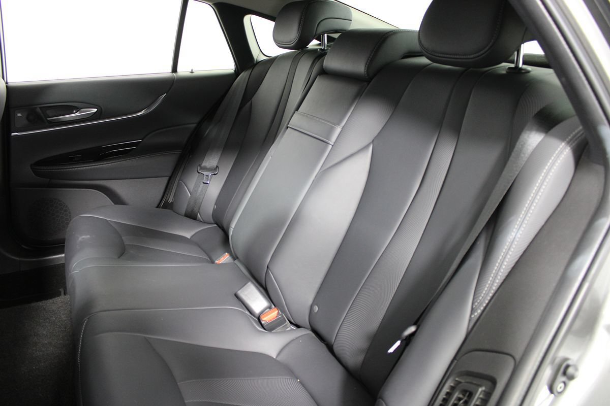 Used 2021 Toyota Mirai w/ Advanced Technology Package RWD image 43