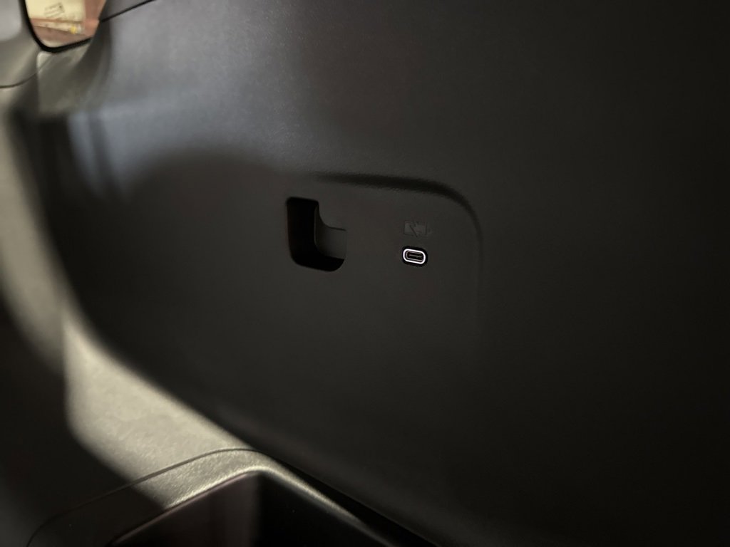 New 2026 Chevrolet Traverse High Country w/ LPO, Floor Liner Package image 43