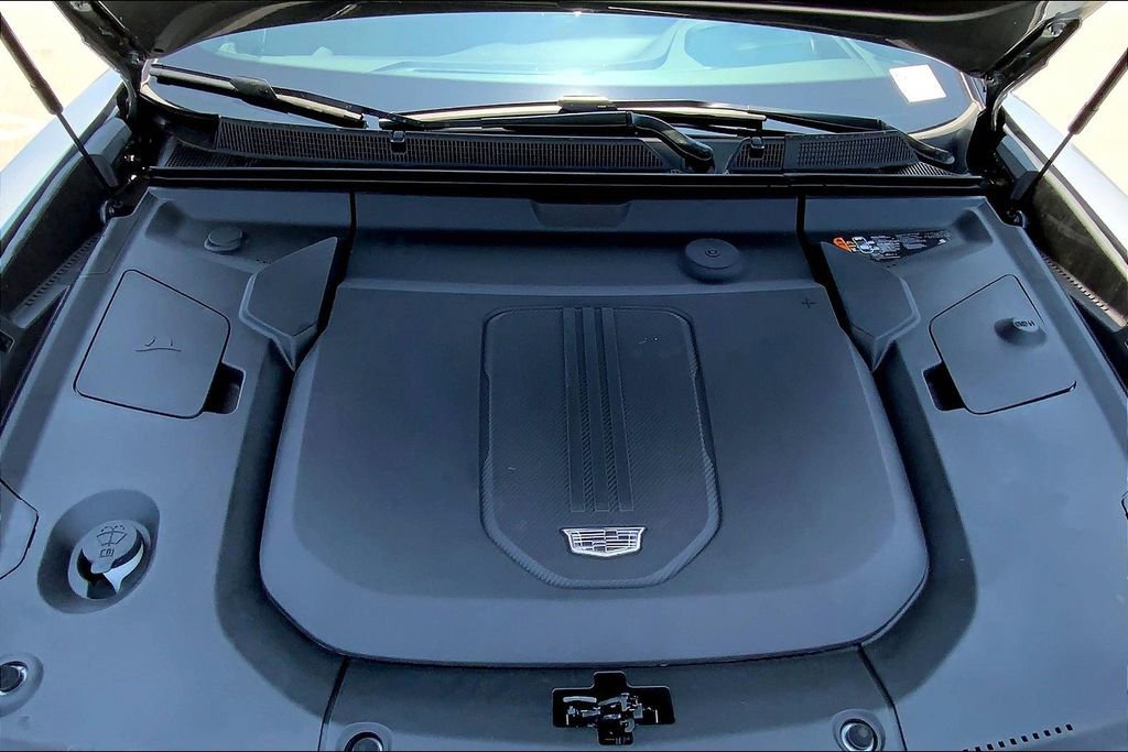 New 2026 Cadillac Lyriq V image 17