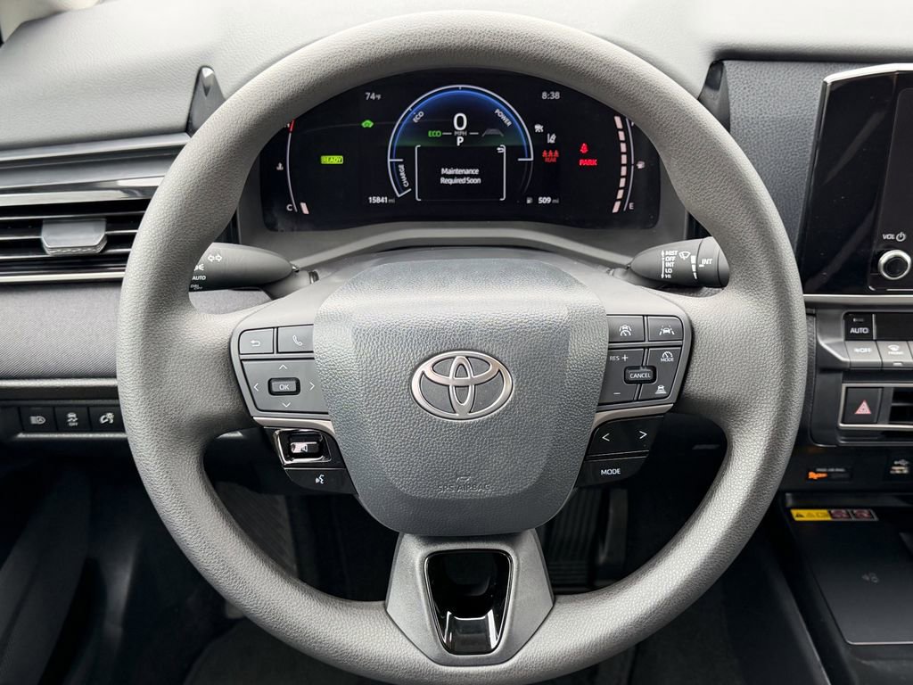Used 2026 Toyota Camry LE FWD image 15