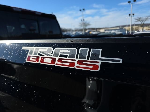 New 2026 Chevrolet Silverado 1500 LT Trail Boss w/ Safety Package image 9