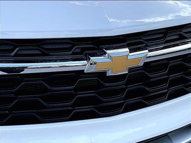 Used 2025 Chevrolet Trax LT FWD image 30
