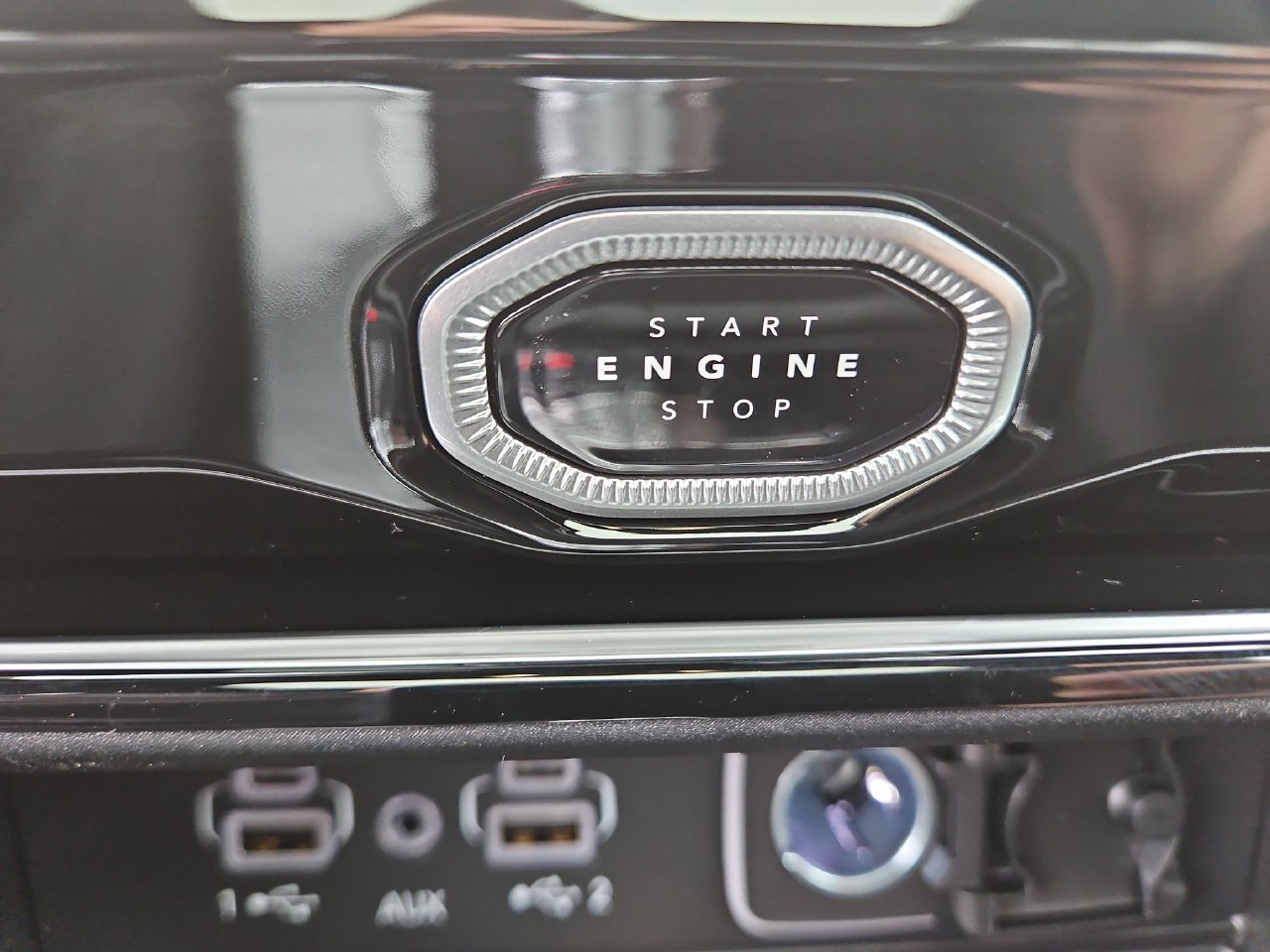 New 2026 Jeep Grand Cherokee Altitude AWD/4WD image 26