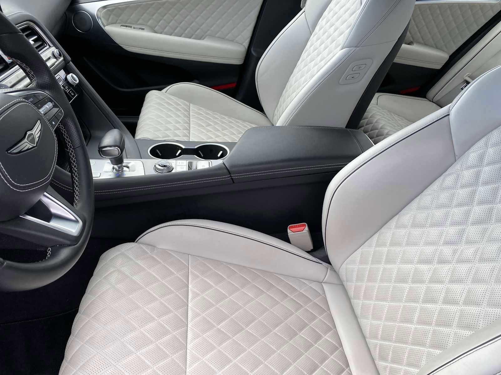 Used 2025 Genesis G70 3.3T Advanced w/ Sport Prestige Package image 26