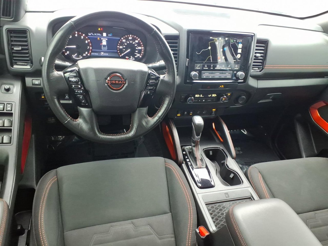 Used 2022 Nissan Frontier Pro-X image 9