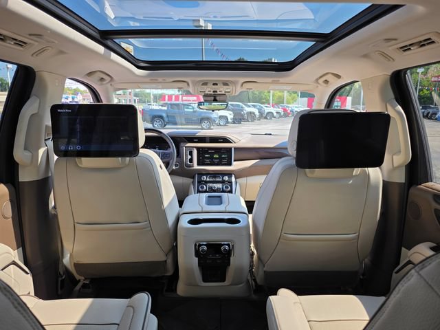Used 2024 GMC Yukon XL Denali w/ Advanced Technology Package AWD/4WD image 37