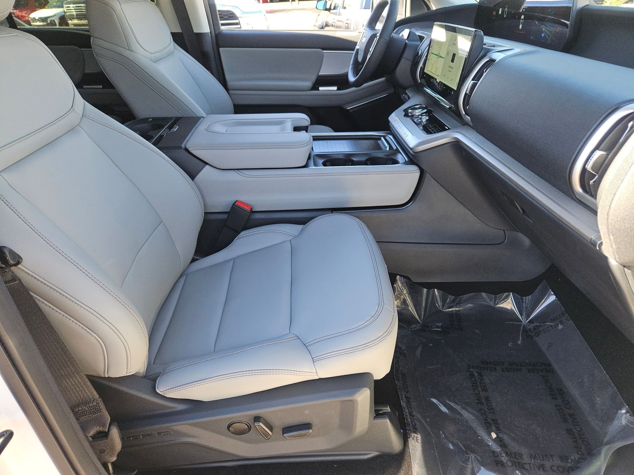 New 2025 Ford Expedition Active image 31