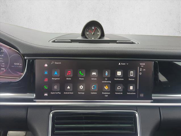 Used 2022 Porsche Panamera 4 w/ Premium Package image 15