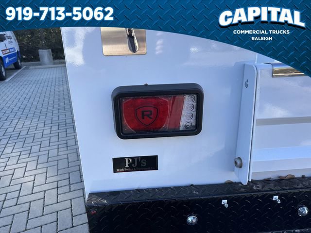 New 2026 Ford F350 XL w/ XL Chrome Package image 15