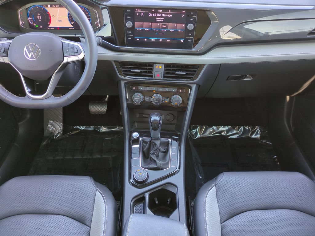 Used 2022 Volkswagen Taos SEL w/ Panoramic Sunroof Package AWD/4WD image 15