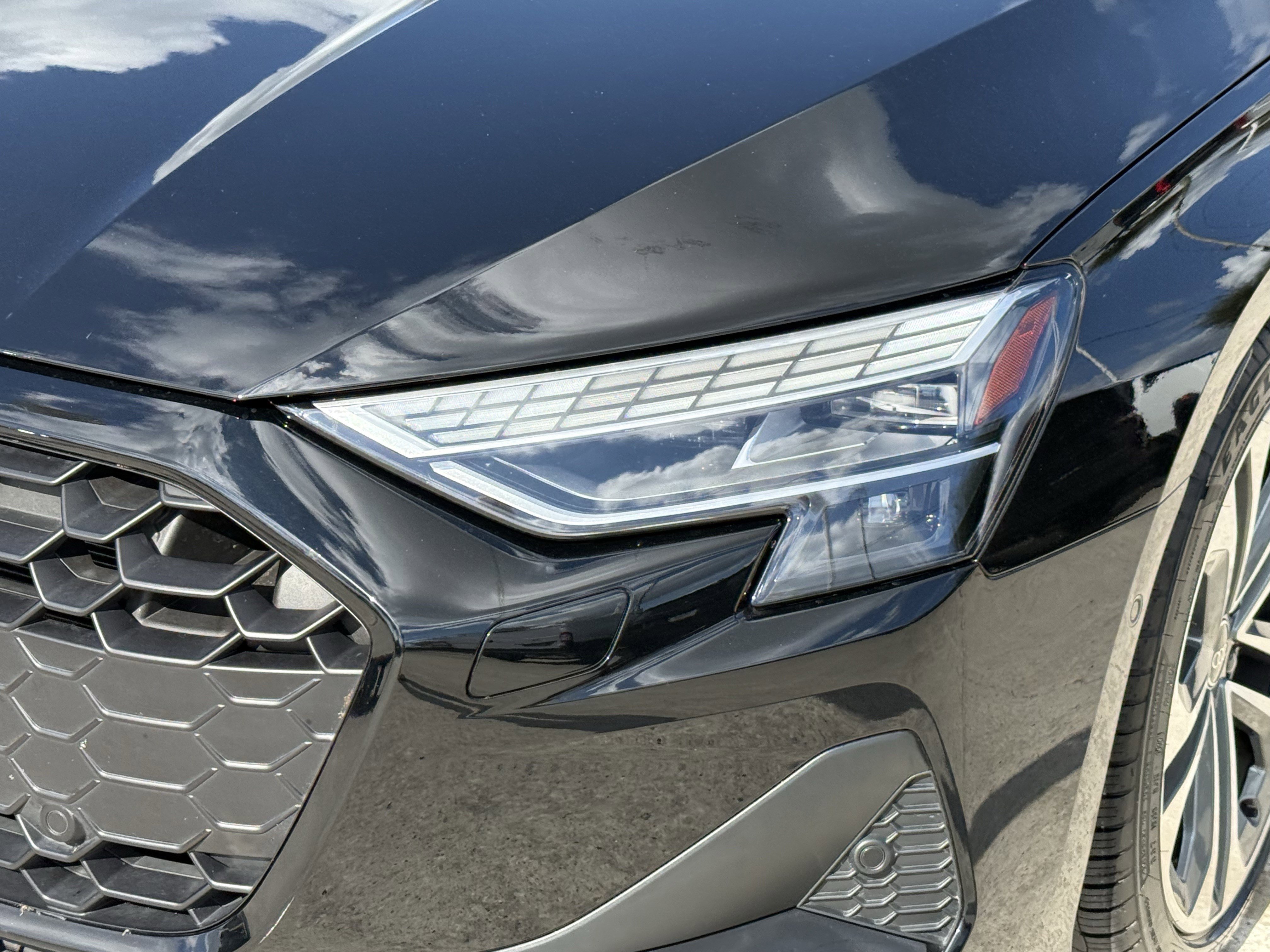 Used 2025 Audi A3 2.0T Premium w/ Black Optic Package image 11