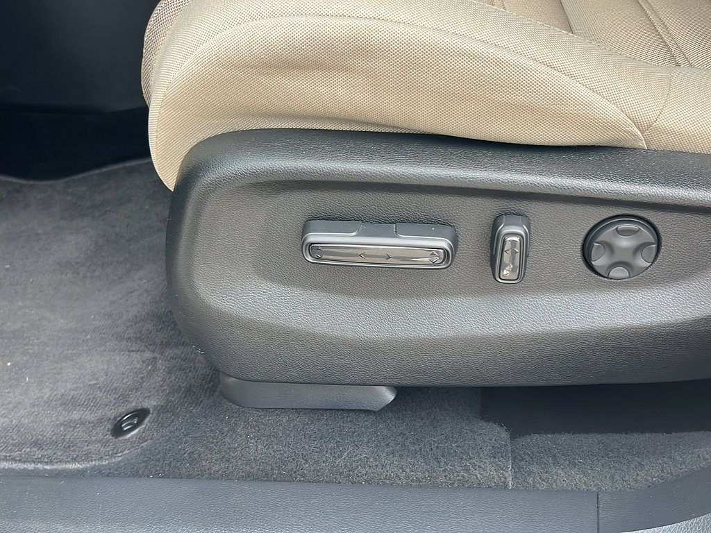 Used 2019 Honda CR-V EX image 17