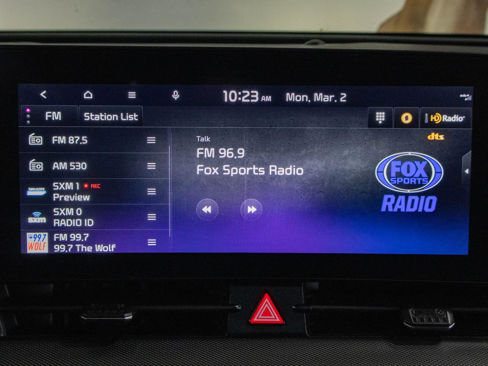 Used 2023 Kia Sportage SX image 9