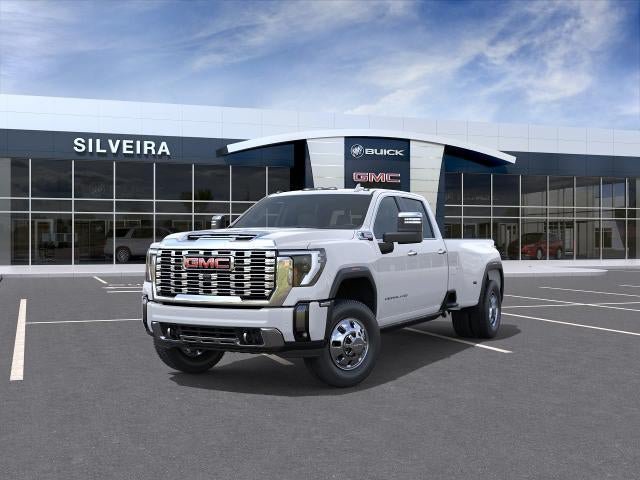 New 2026 GMC Sierra 3500 Denali w/ Denali Reserve Package AWD/4WD image 8