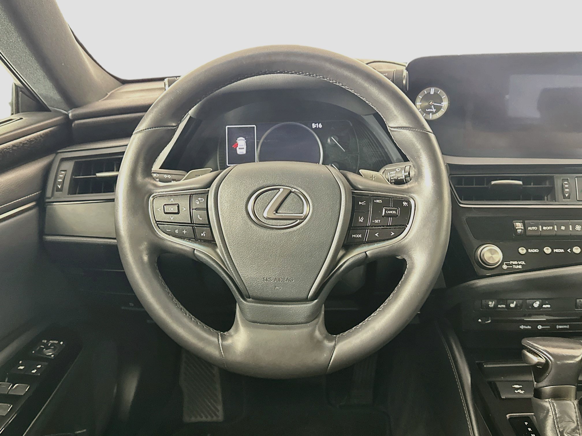 Used 2022 Lexus ES 300h w/ Premium Package FWD image 18