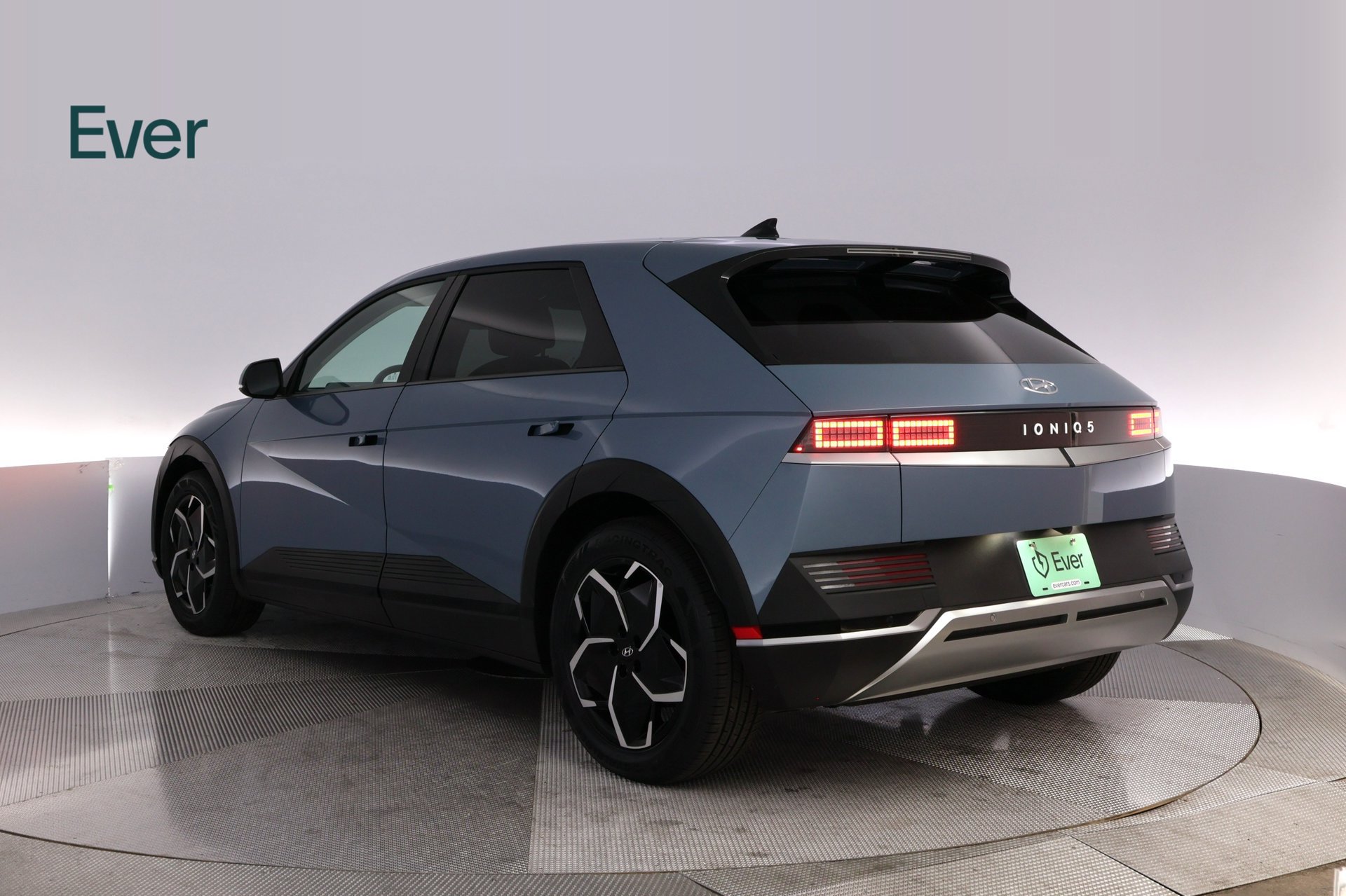 Used 2024 Hyundai Ioniq 5 SEL RWD image 17