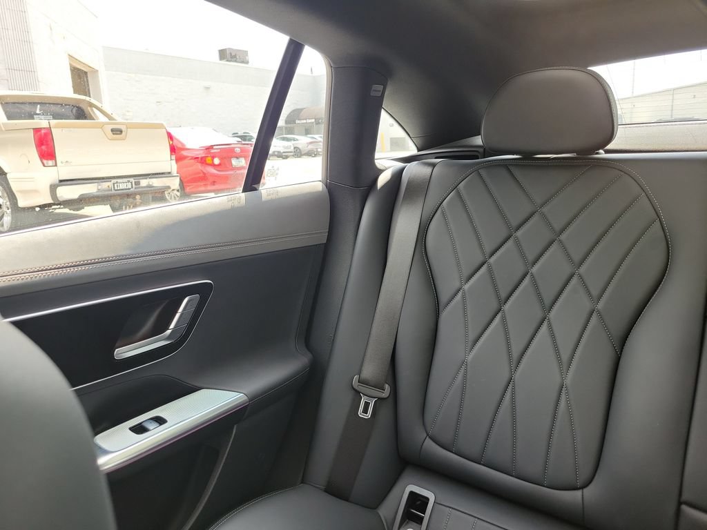 Used 2023 Mercedes-Benz EQE 350+ 4MATIC Sedan image 5