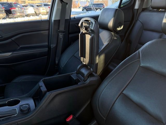 Used 2019 GMC Acadia SLT image 34