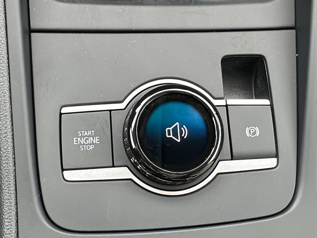 New 2026 Volkswagen Tiguan SE AWD/4WD image 17