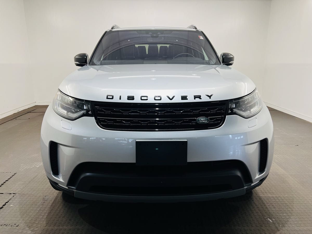 Used 2018 Land Rover Discovery HSE AWD/4WD image 2