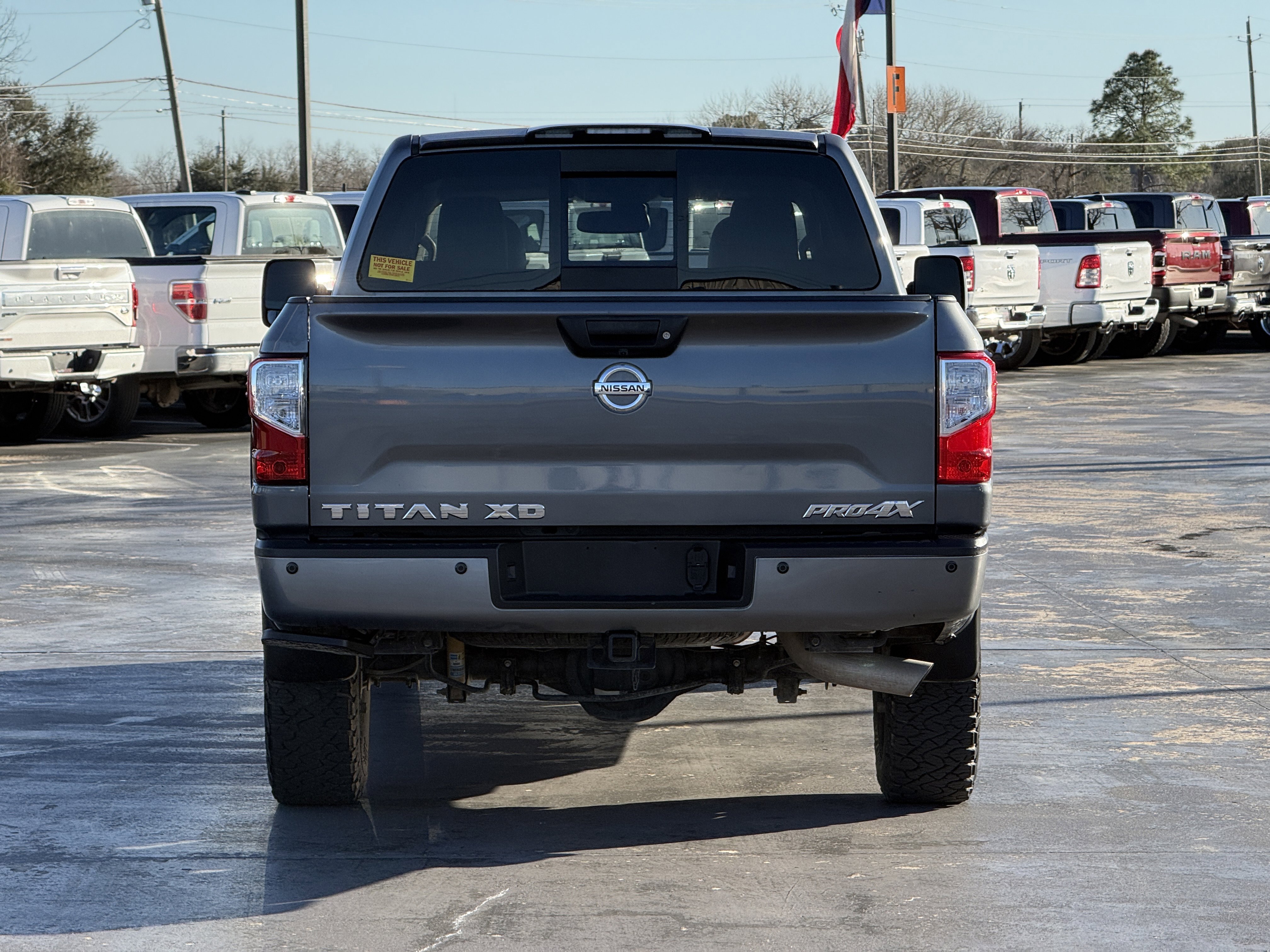 Used 2019 Nissan Titan PRO-4X w/ Pro-4x Convenience Package image 8