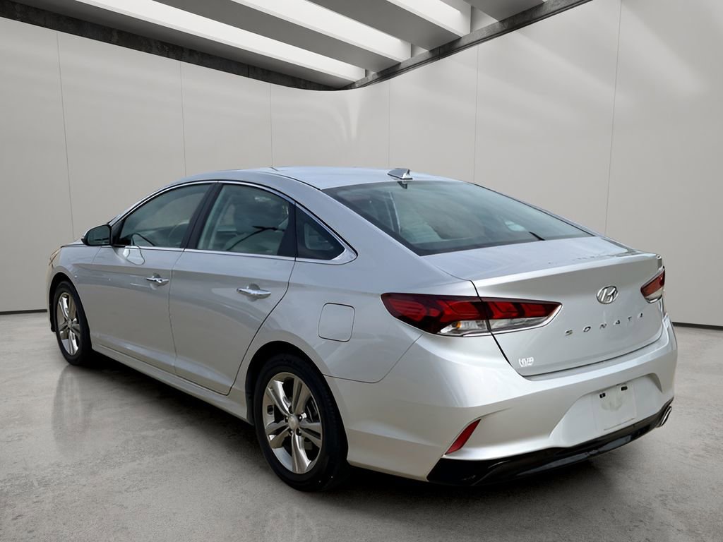 Used 2019 Hyundai Sonata SEL w/ Tech Package 02 FWD image 3