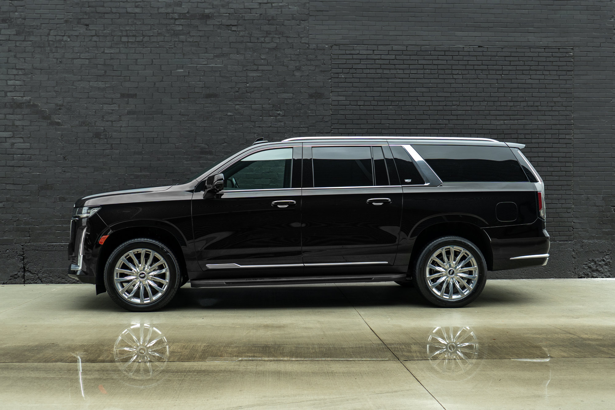 Used 2022 Cadillac Escalade ESV Premium Luxury AWD/4WD image 41