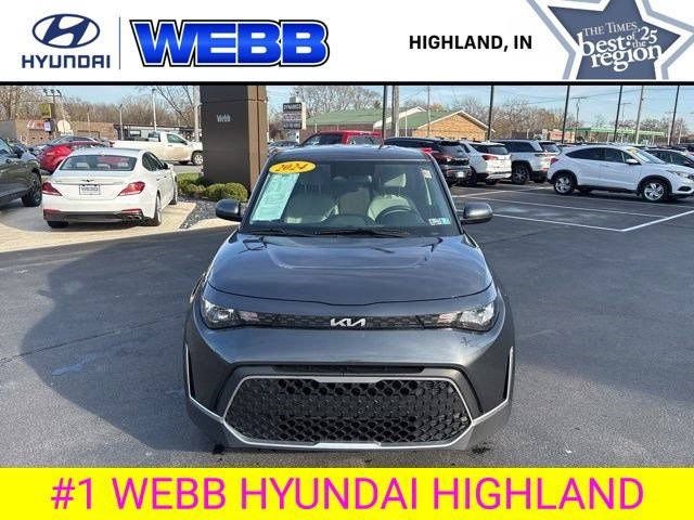 Used 2024 Kia Soul LX w/ Option Group 015 FWD image 13