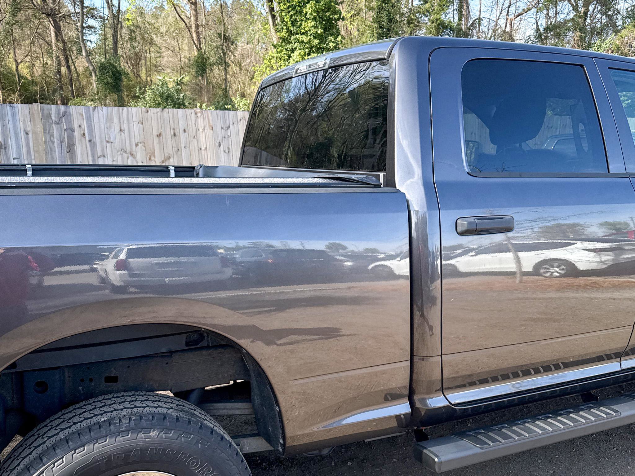 Used 2016 RAM 2500 Tradesman w/ Chrome Appearance Group image 12