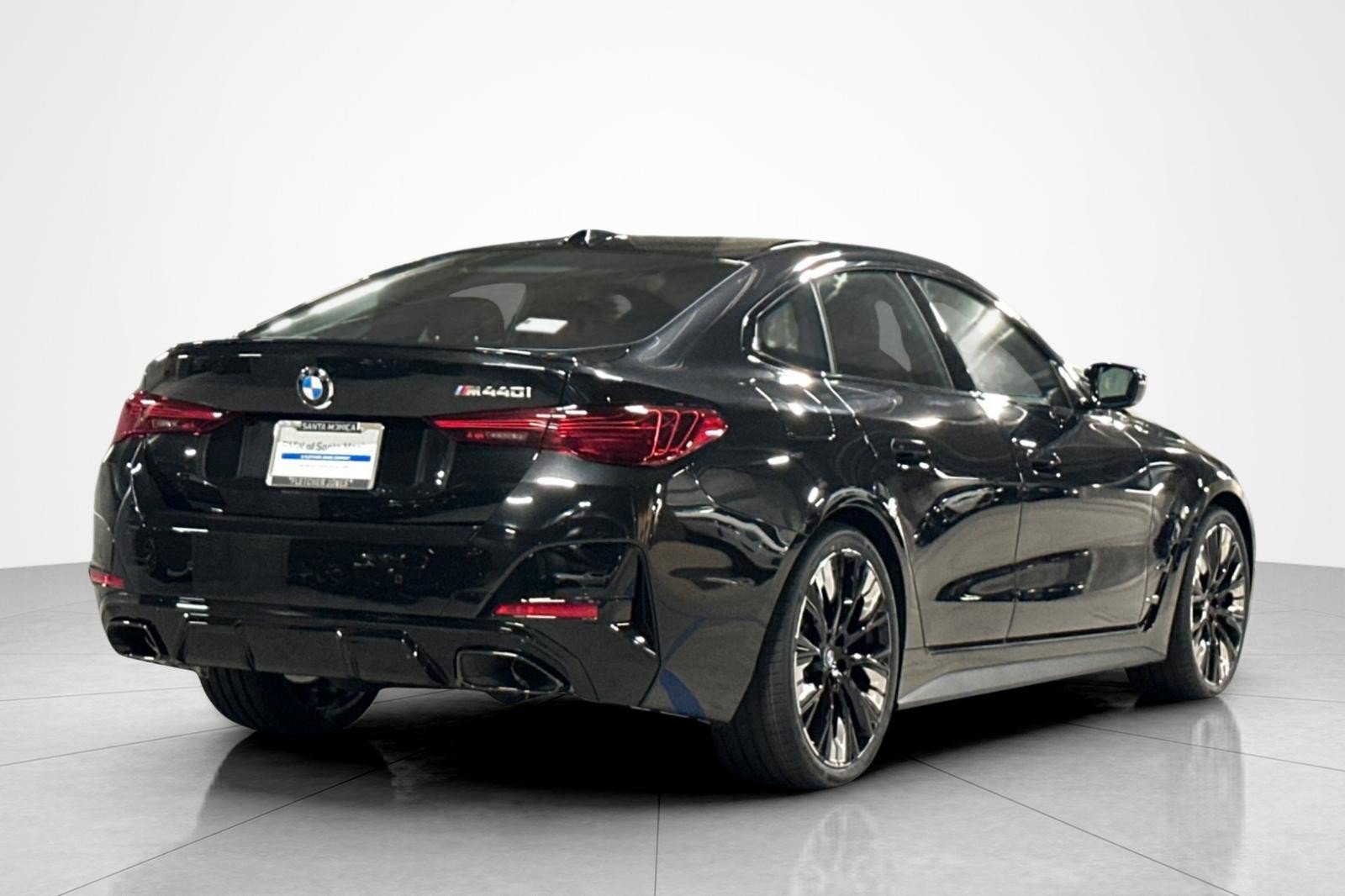 New 2027 BMW M440i w/ Premium Package RWD image 5