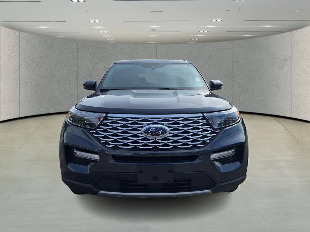 Used 2022 Ford Explorer Platinum w/ Equipment Group 601A RWD image 8