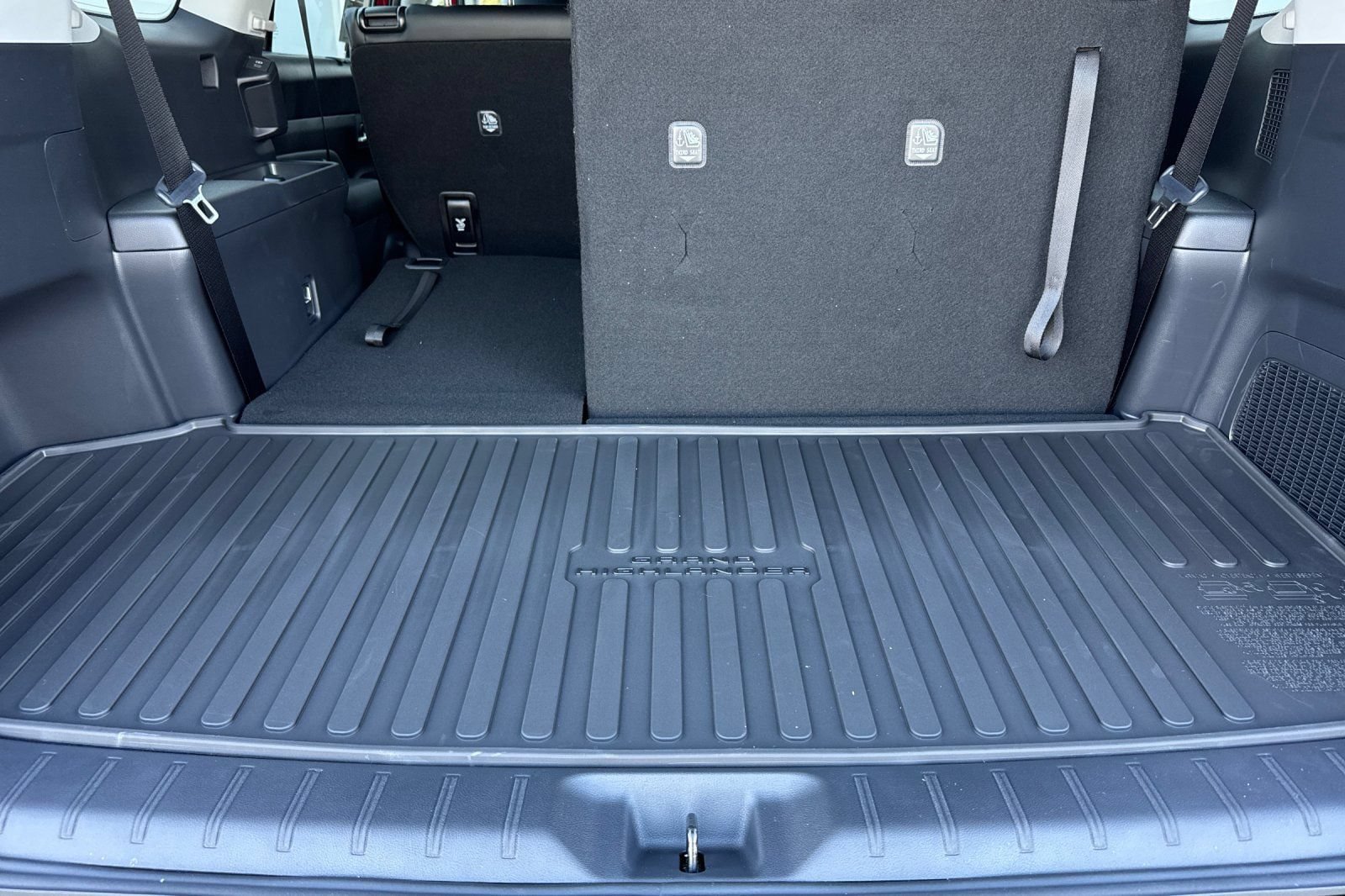 New 2026 Toyota Grand Highlander AWD Hybrid image 18