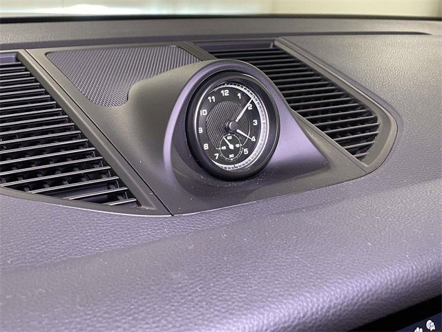 Certified 2025 Porsche Macan image 35