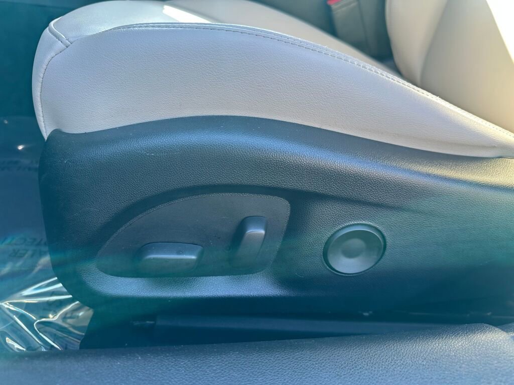 Used 2020 Cadillac CT4 Luxury w/ Bose Premium Audio Package image 11