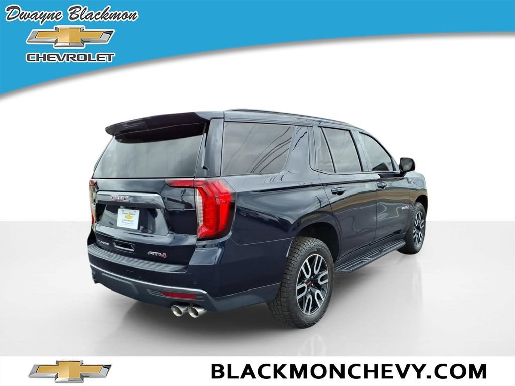 Used 2023 GMC Yukon AT4 w/ Technology Package AWD/4WD image 3