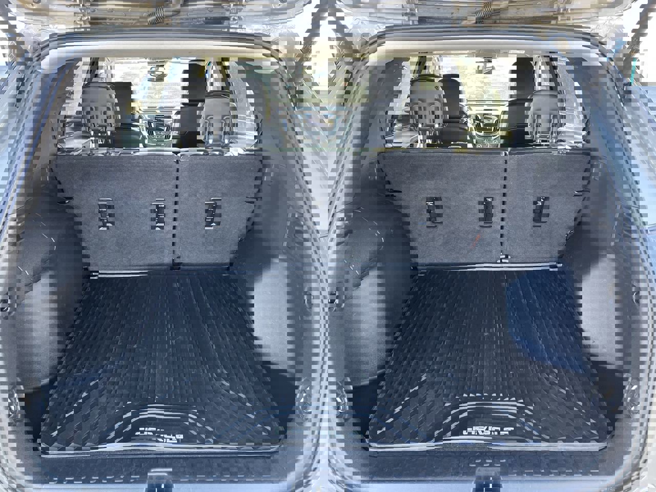 Used 2019 Chevrolet Equinox Premier image 25