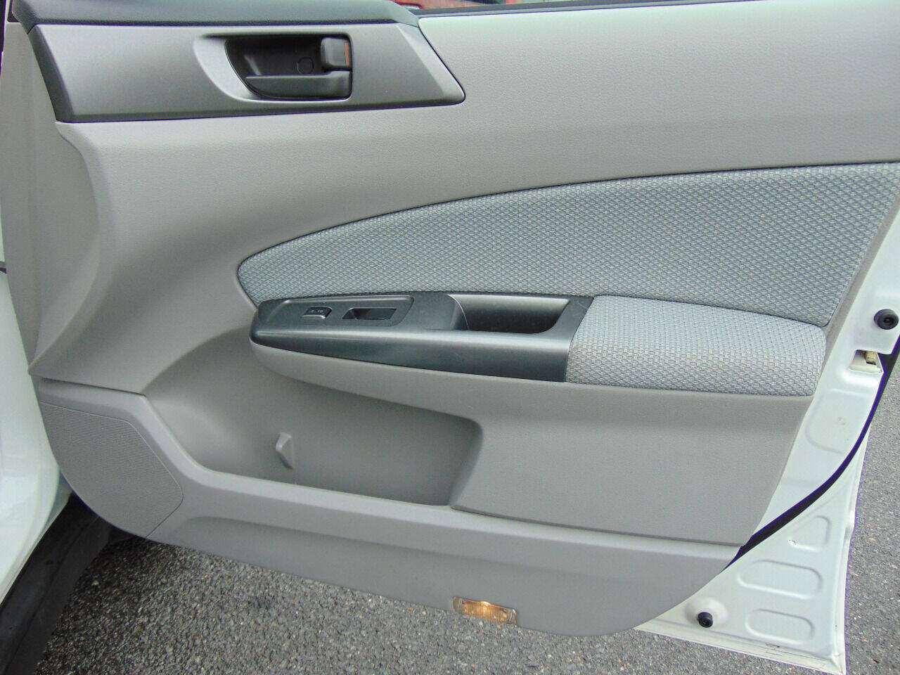 Used 2011 Subaru Forester 2.5X w/ Alloy Wheel Value Pkg image 50