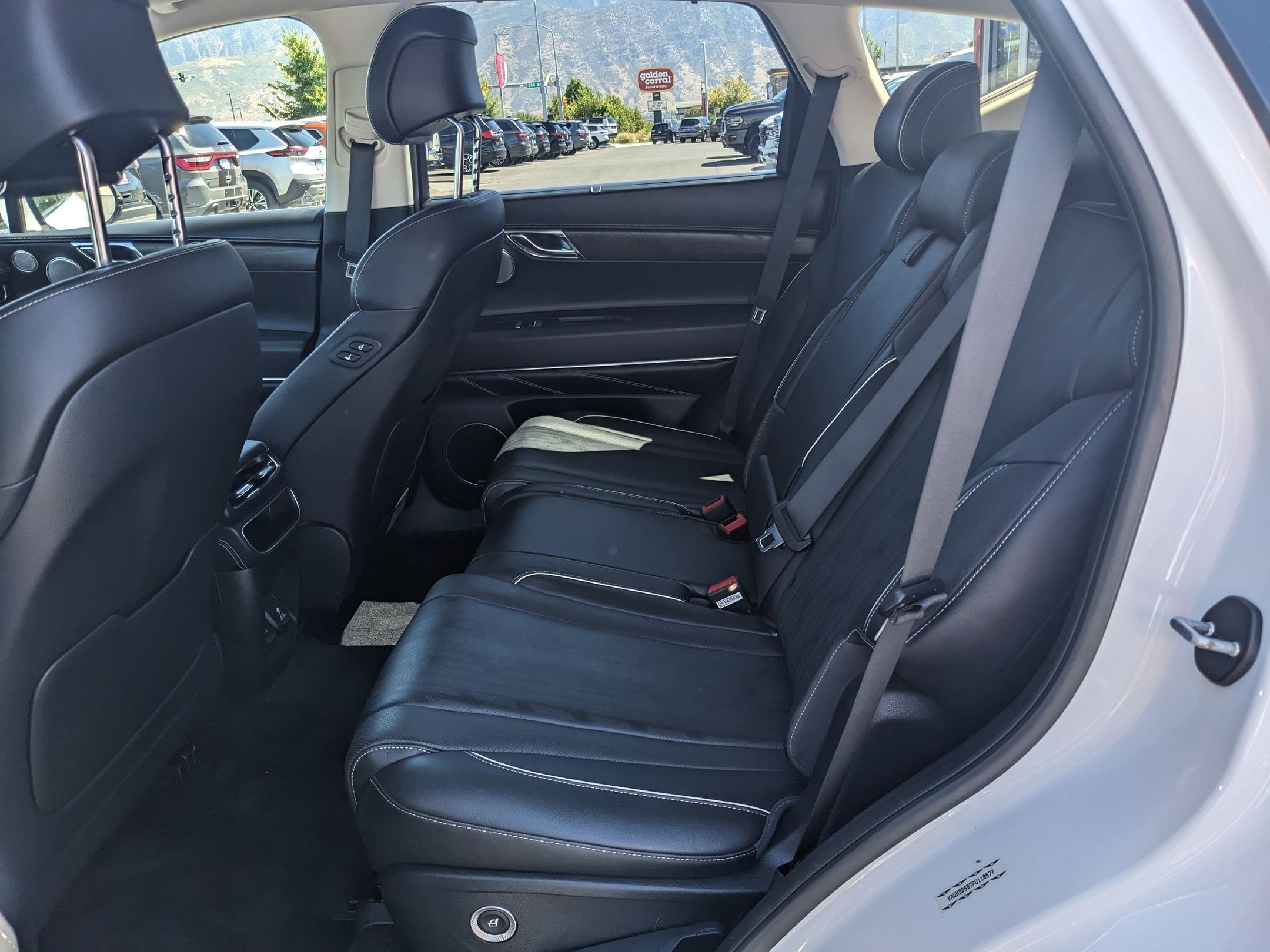 Used 2023 Genesis GV80 2.5T w/ Advanced Package image 29