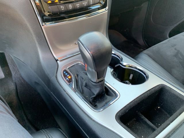 Used 2019 Jeep Grand Cherokee Altitude image 24