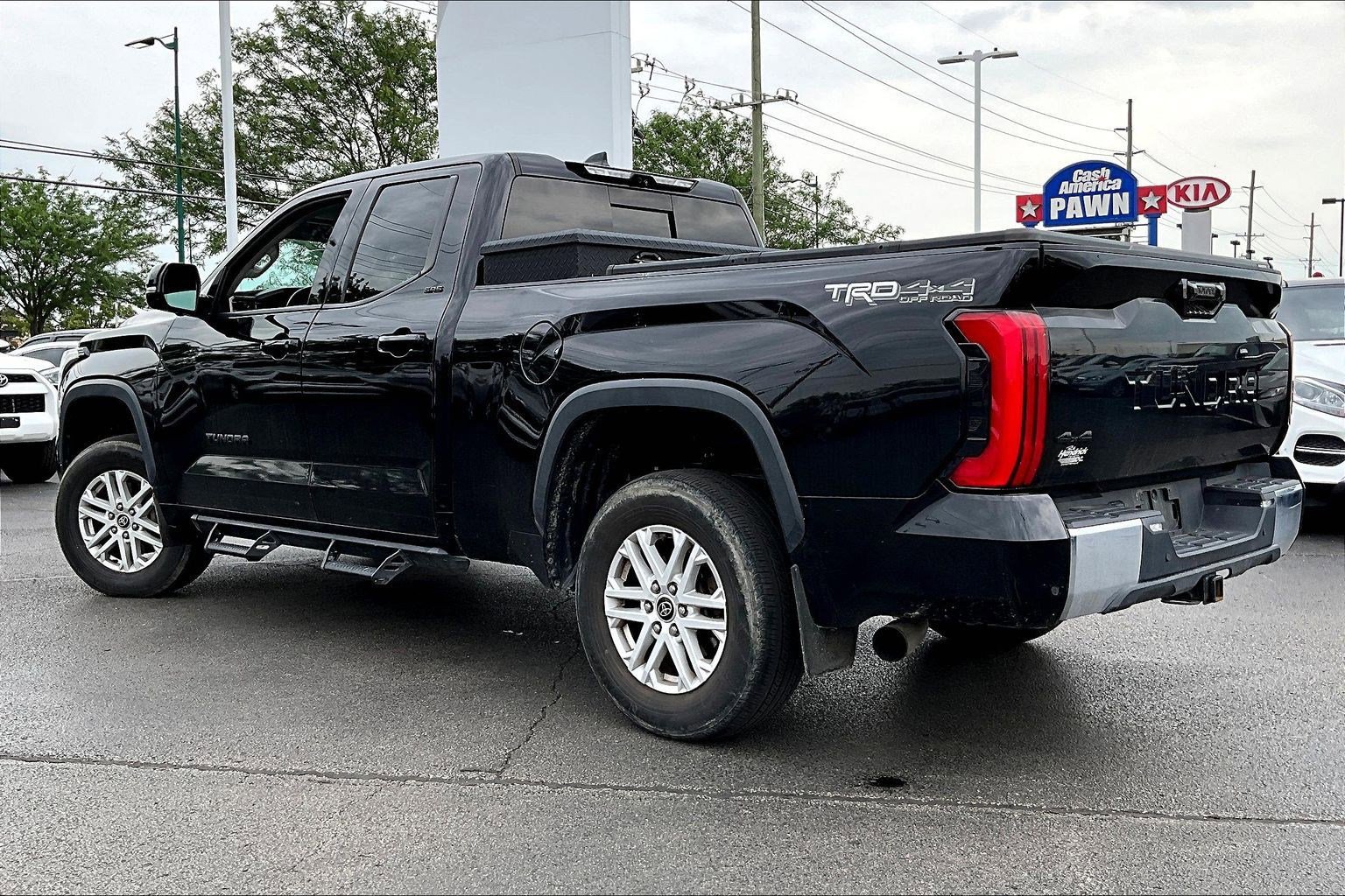 Used 2022 Toyota Tundra SR5 w/ TRD Off-Road Premium Package AWD/4WD image 4