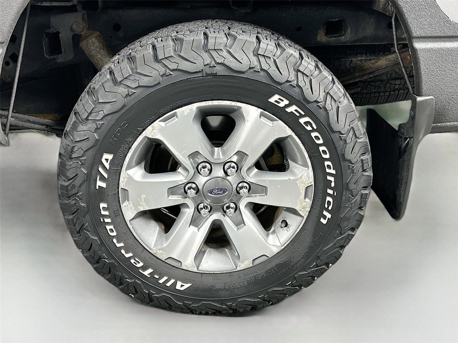 Used 2013 Ford F150 STX w/ Mid Equipment Group AWD/4WD image 27