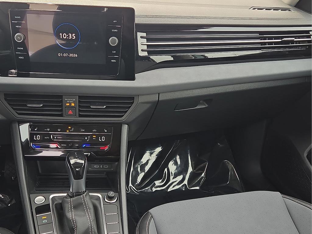 New 2026 Volkswagen Jetta SE image 14