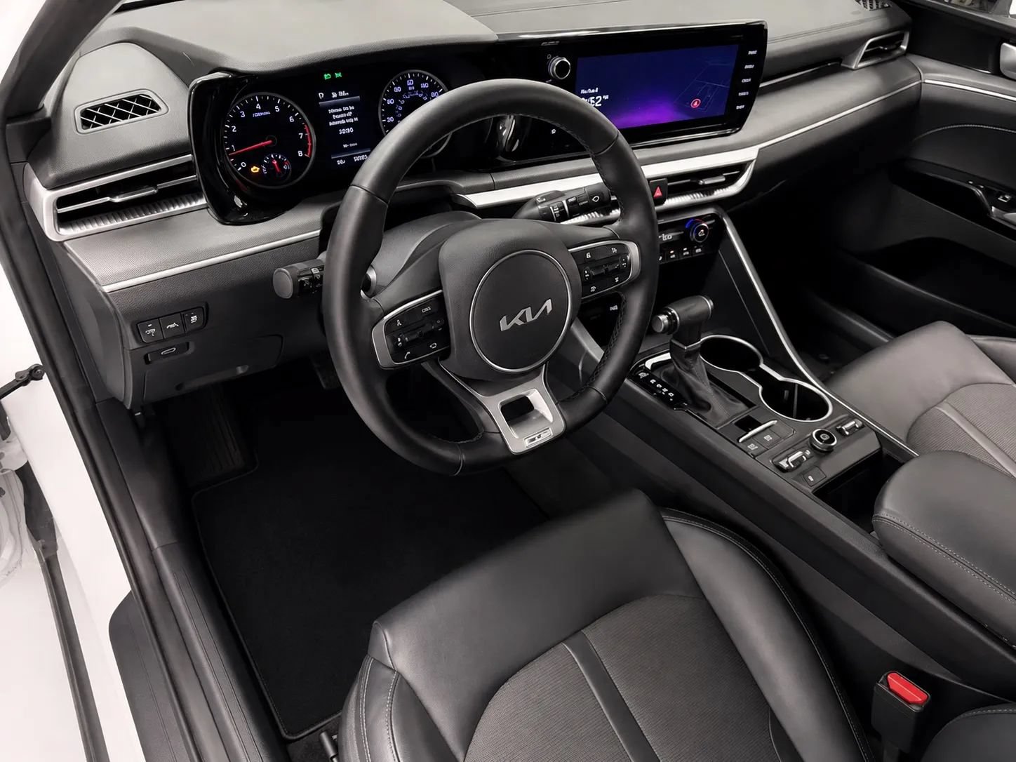 Used 2023 Kia K5 GT-Line AWD/4WD image 8