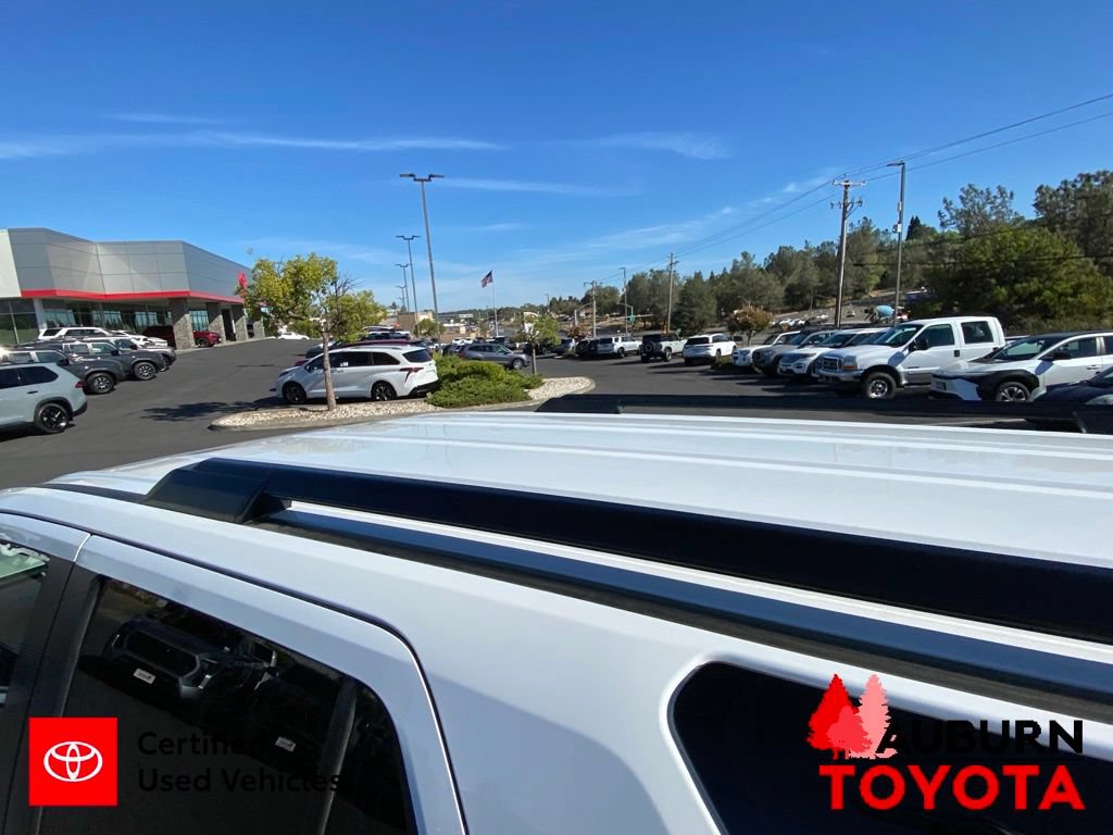 Certified 2025 Toyota 4Runner SR5 AWD/4WD image 10