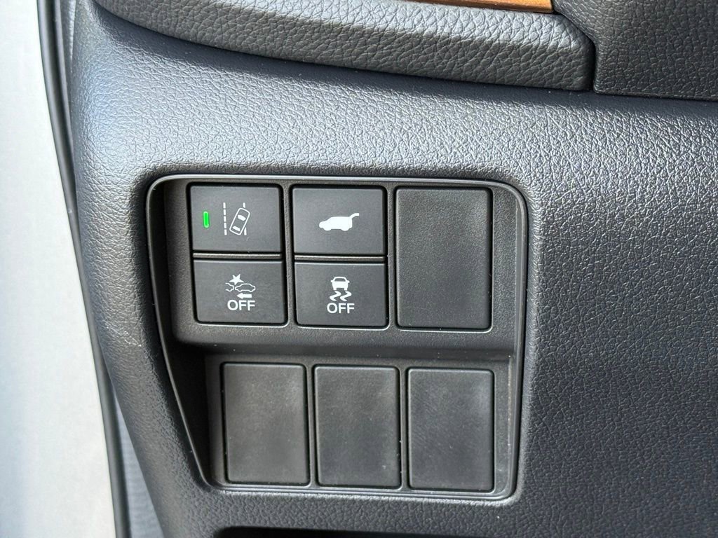 Used 2020 Honda CR-V Touring image 29