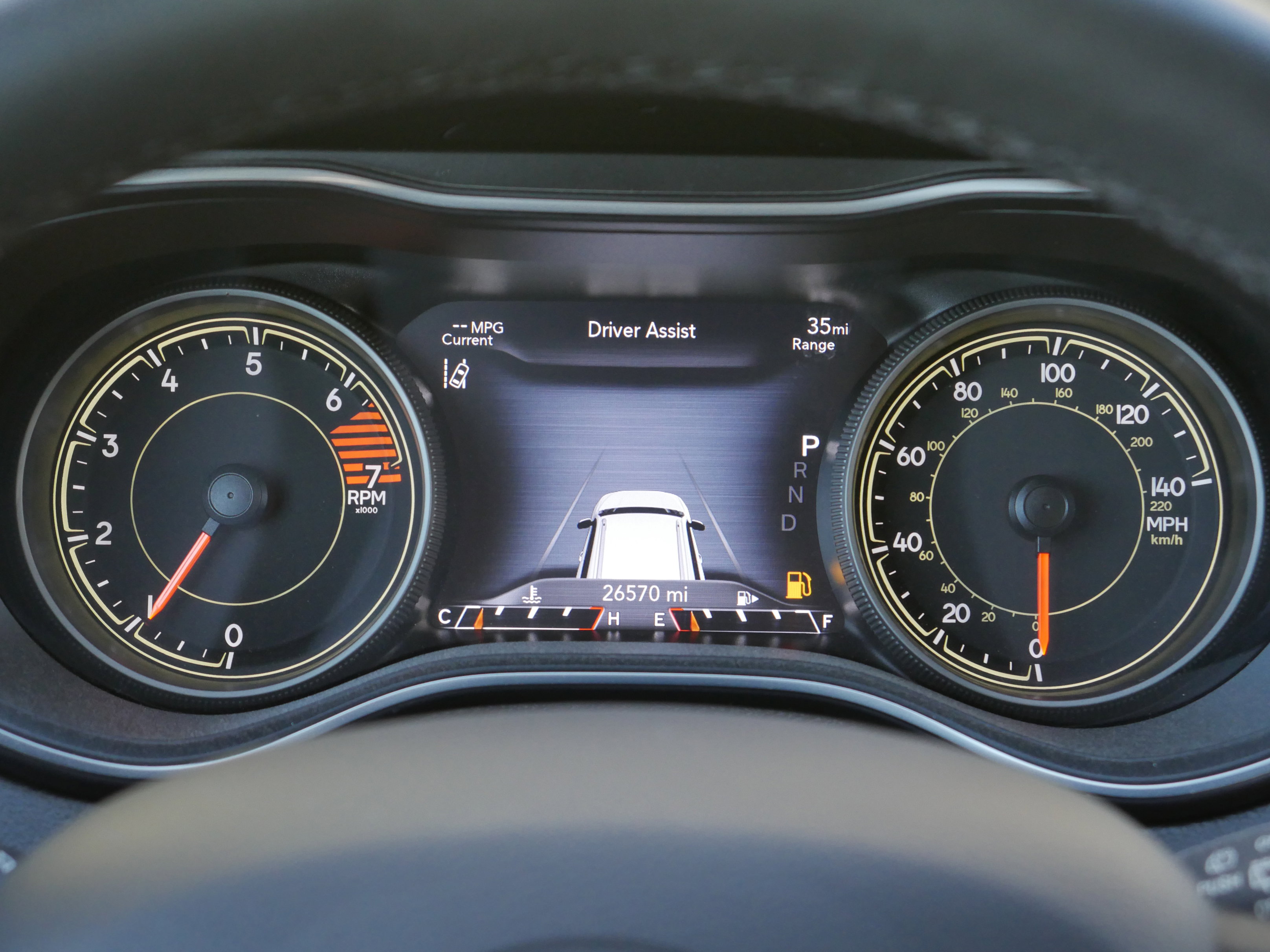 Used 2023 Jeep Cherokee Altitude Lux image 7