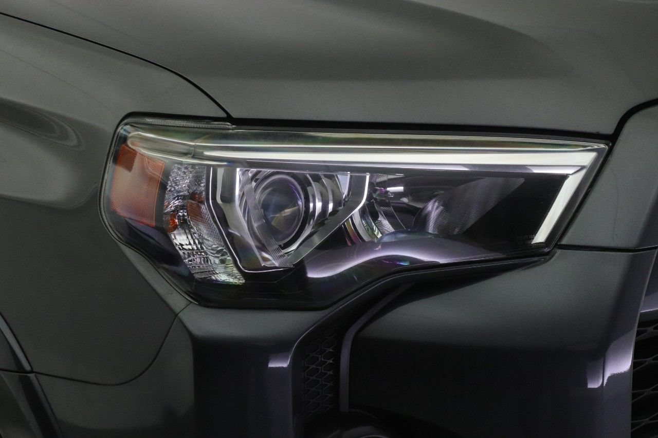 Used 2017 Toyota 4Runner SR5 Premium RWD image 25