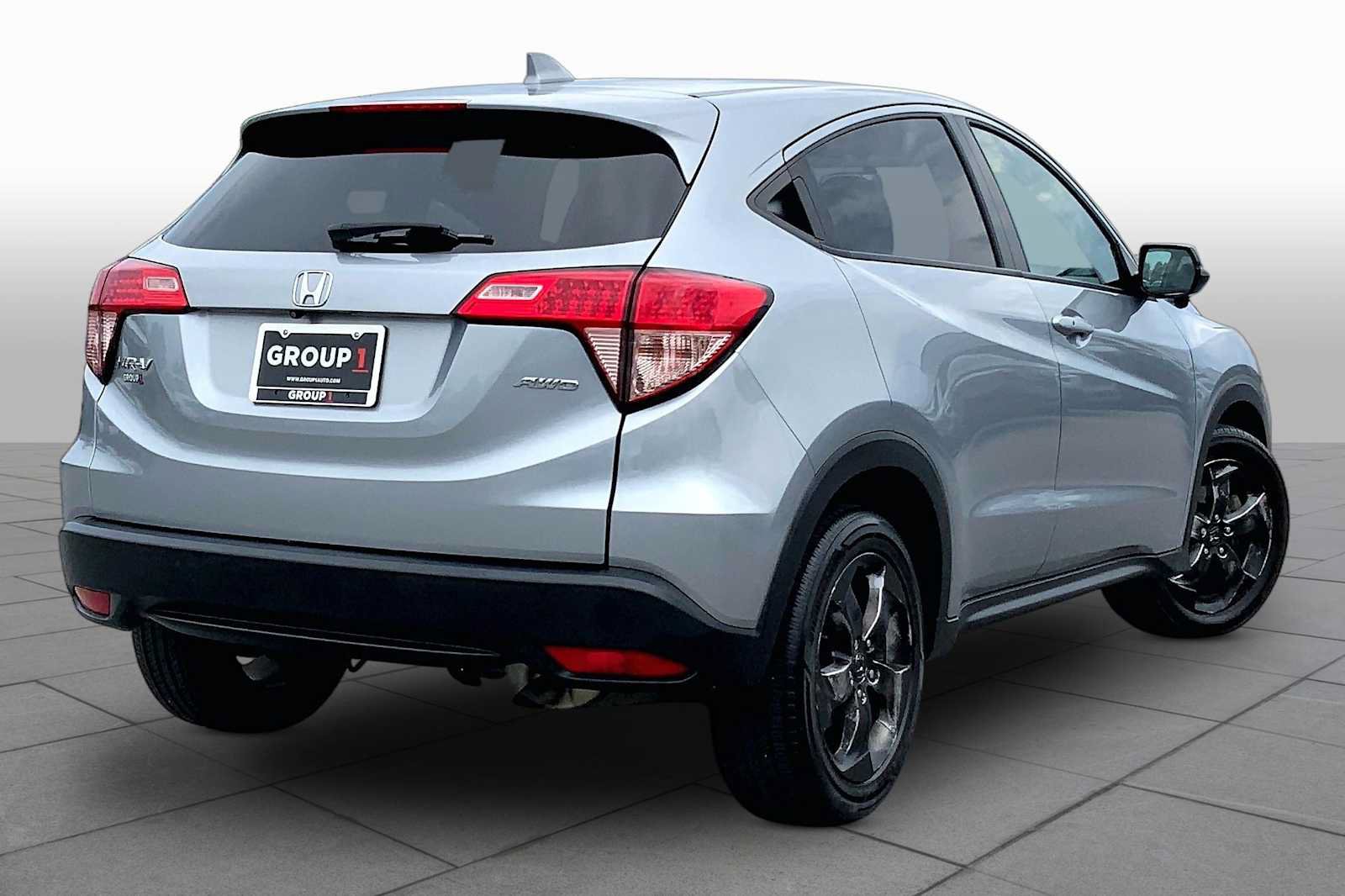 Used 2017 Honda HR-V EX image 13