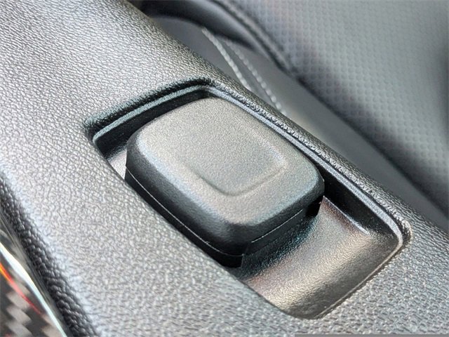 Used 2021 Chevrolet Camaro LT w/ 1LE Track Performance Package image 25